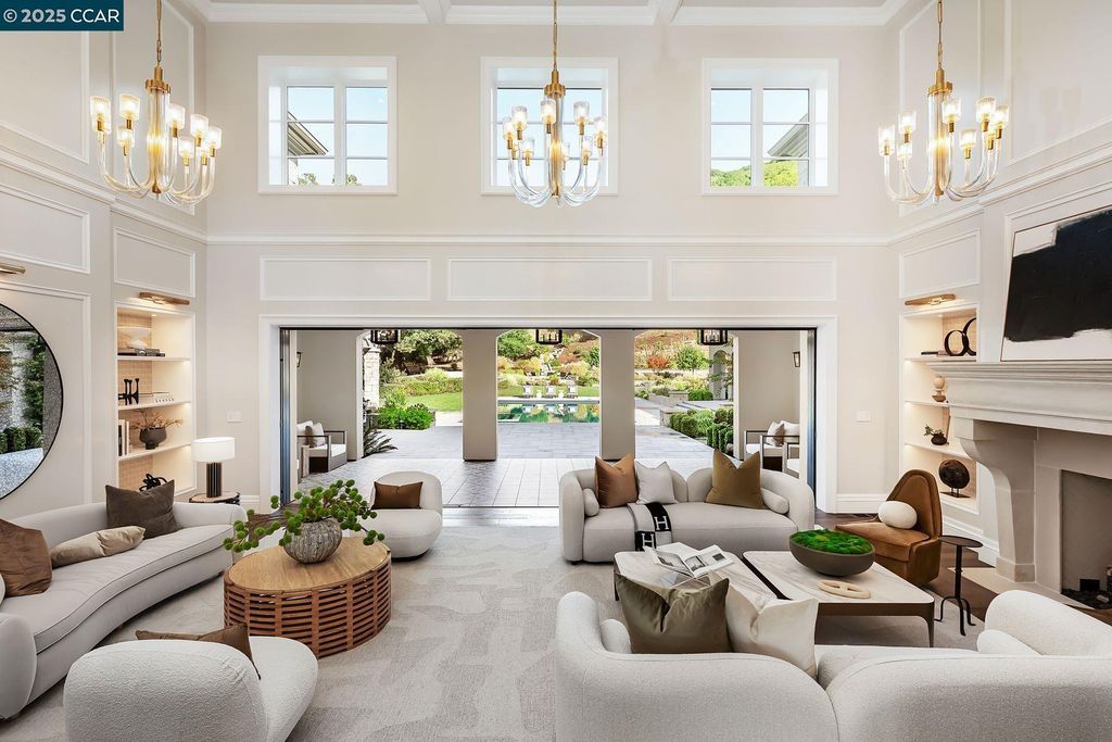 Your Private Oasis Awaits in This Beautiful California Estate Available for 25 Million 8