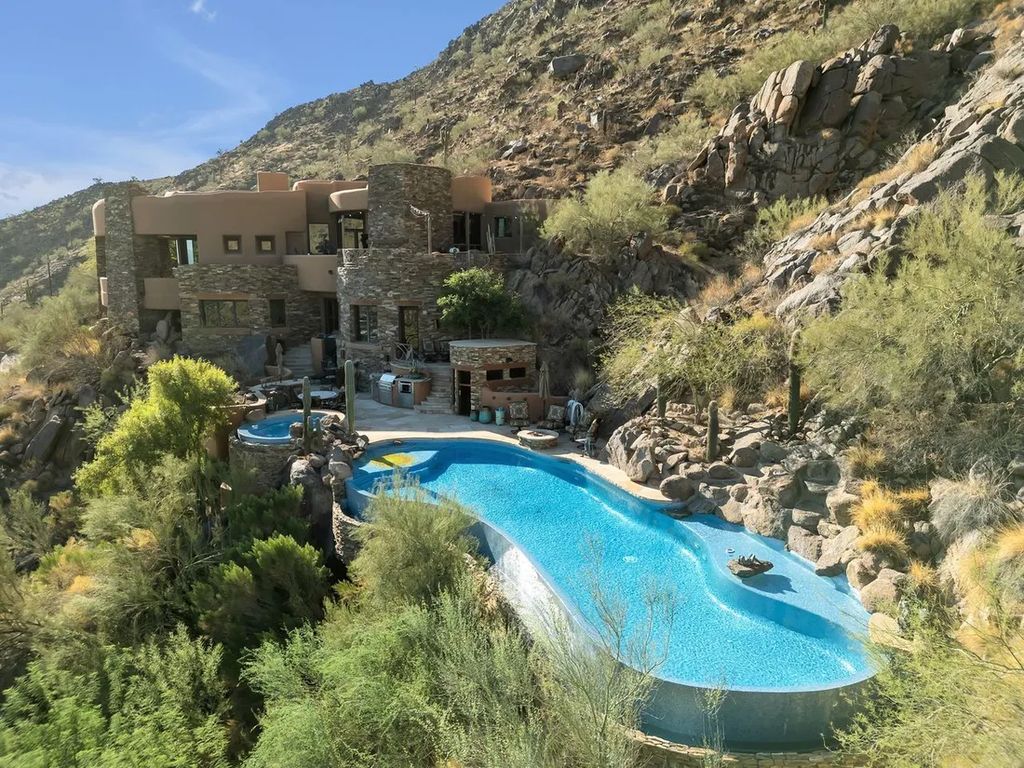 culptural Elegance Arizona Estate Designed by Ken Hutchinson Listed at 17 Million 16