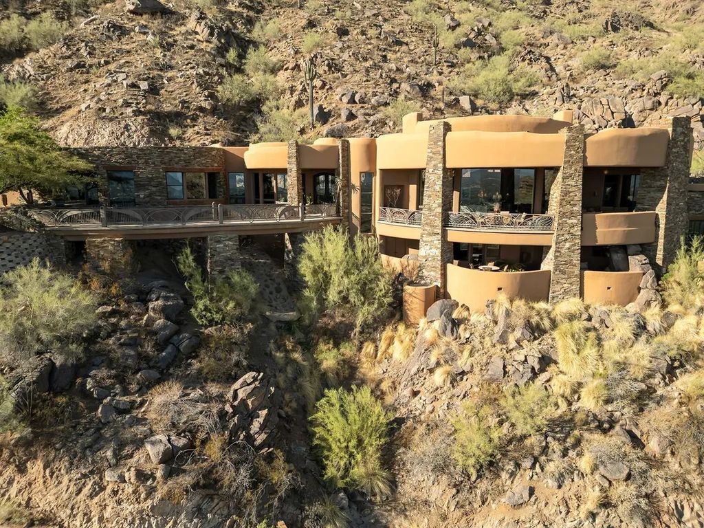 culptural Elegance Arizona Estate Designed by Ken Hutchinson Listed at 17 Million 18