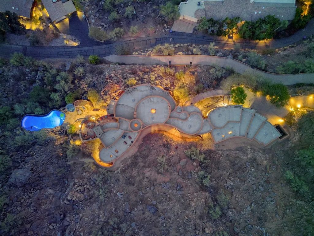 culptural Elegance Arizona Estate Designed by Ken Hutchinson Listed at 17 Million 2