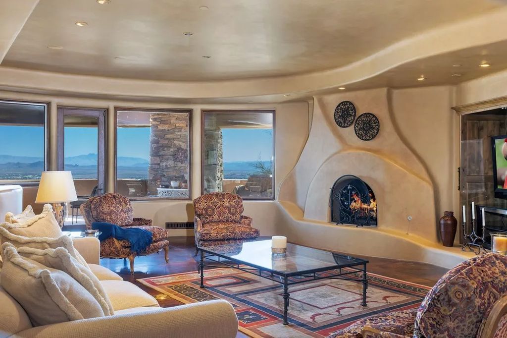 culptural Elegance Arizona Estate Designed by Ken Hutchinson Listed at 17 Million 39