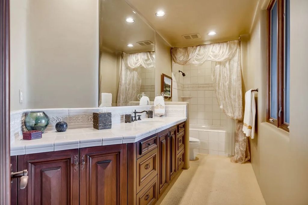 culptural Elegance Arizona Estate Designed by Ken Hutchinson Listed at 17 Million 59