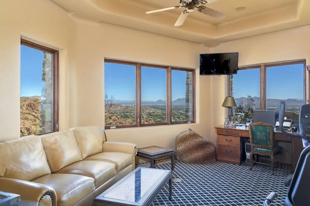culptural Elegance Arizona Estate Designed by Ken Hutchinson Listed at 17 Million 69
