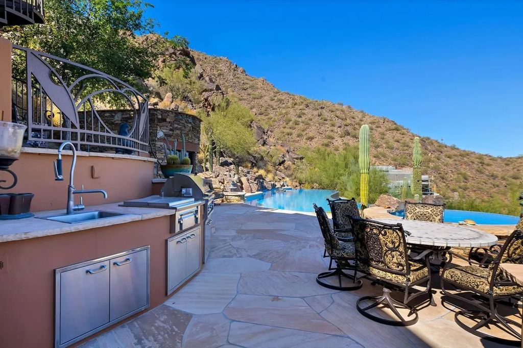 culptural Elegance Arizona Estate Designed by Ken Hutchinson Listed at 17 Million 75