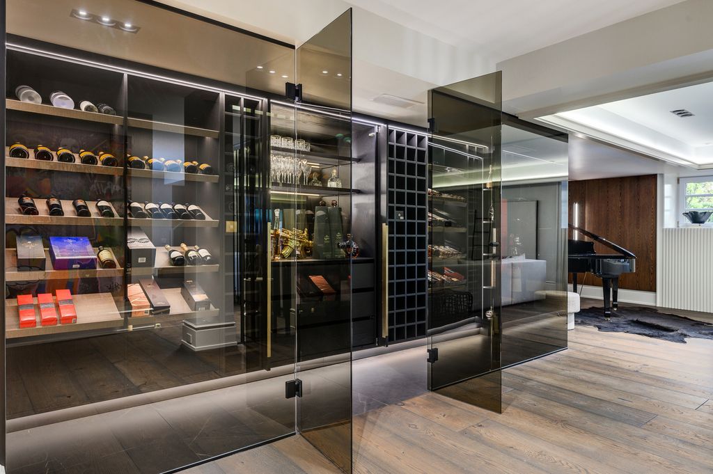 A Timeless Masterpiece William Pereira Designed Stone Mansion in Illinois for 12 Million 18