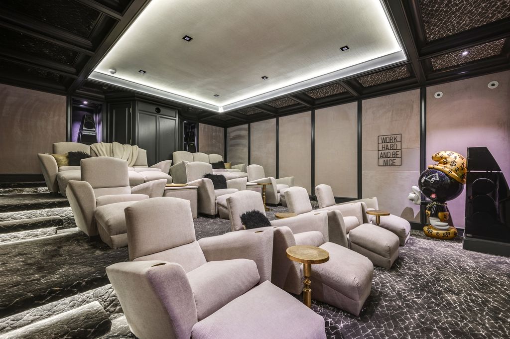 A Timeless Masterpiece William Pereira Designed Stone Mansion in Illinois for 12 Million 20