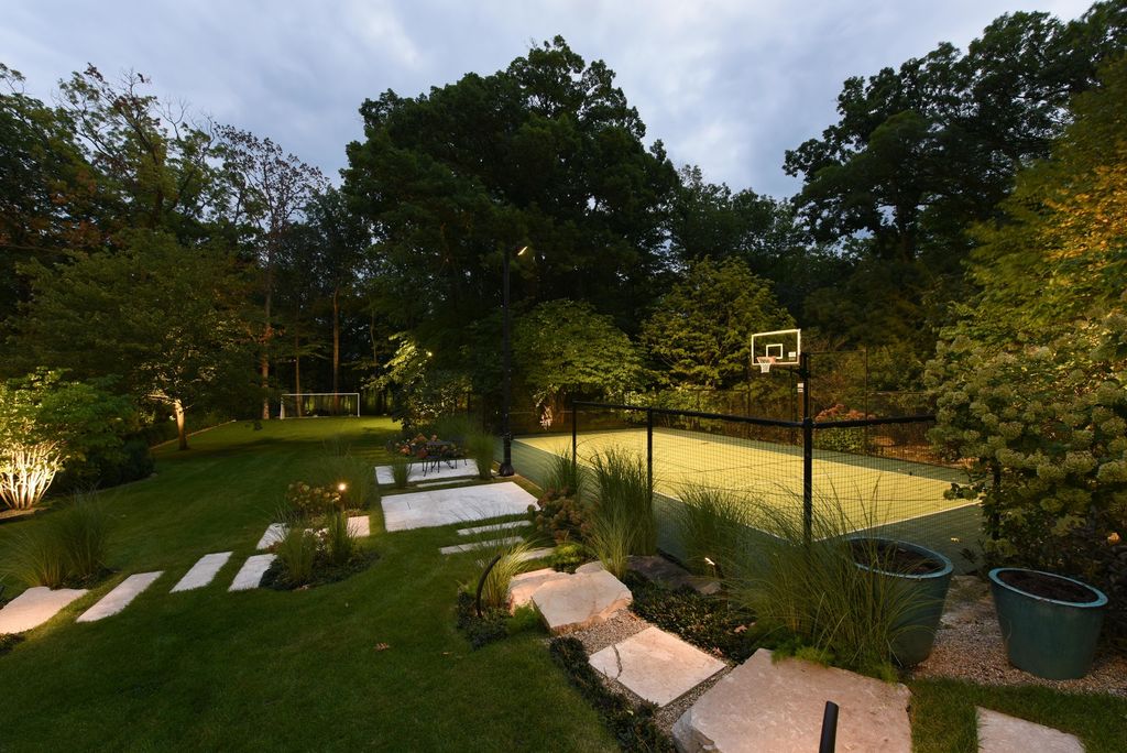A Timeless Masterpiece William Pereira Designed Stone Mansion in Illinois for 12 Million 41