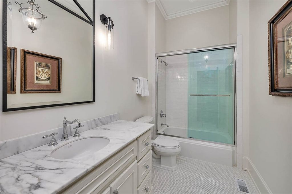 Exclusive Gated Retreat Luxurious Coastal Estate in The Lodge Sea Island for 12.725 Million 34