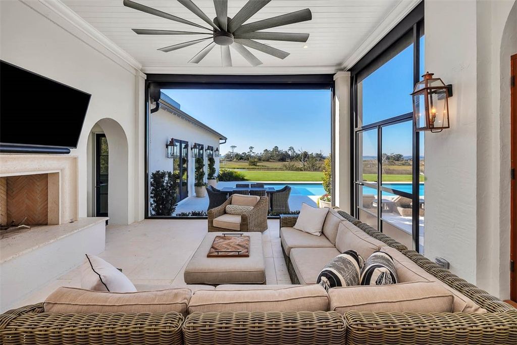 Exclusive Gated Retreat Luxurious Coastal Estate in The Lodge Sea Island for 12.725 Million 55