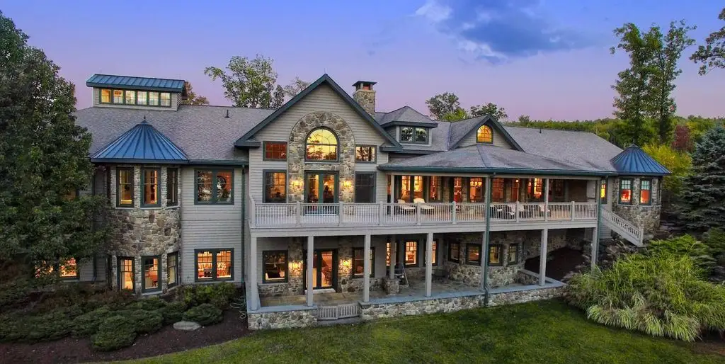 130 Calico Ct Offers Gated Lakefront Luxury in Paupack for 5.9 Million 10