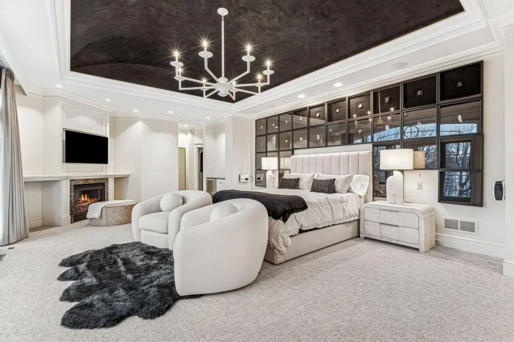 1492 Hunter Dr Is a Breathtaking 5.5M Resort Style Estate Offering Lavish Privacy in Wayzata 11