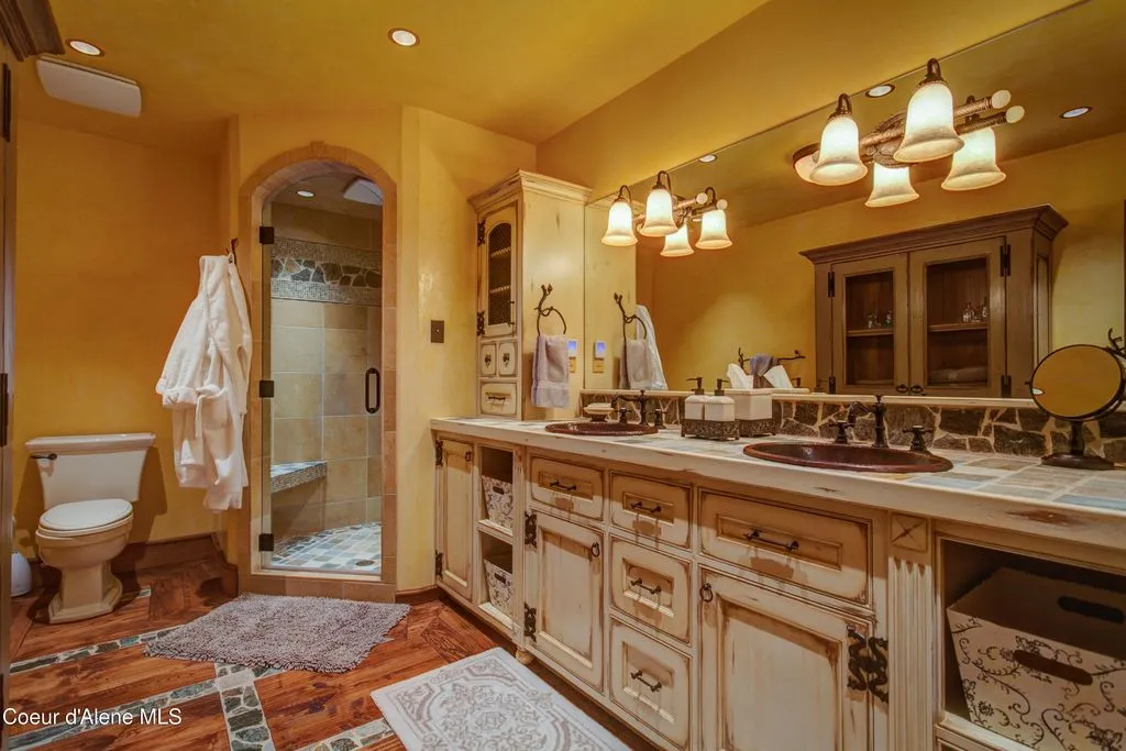 152 Locke Cutoff Rd Offers Ultimate Privacy and Bespoke Design for 14 Million 13