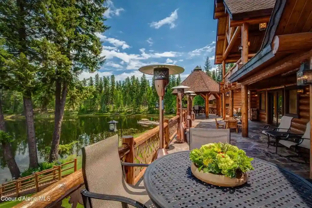 152 Locke Cutoff Rd Offers Ultimate Privacy and Bespoke Design for 14 Million 15