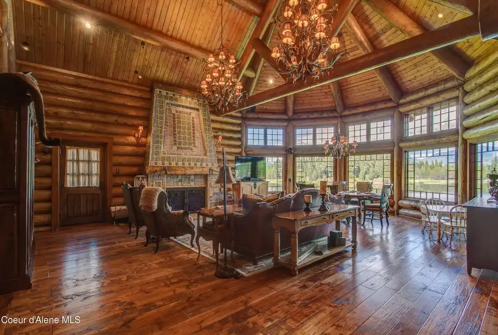 152 Locke Cutoff Rd Offers Ultimate Privacy and Bespoke Design for 14 Million 5