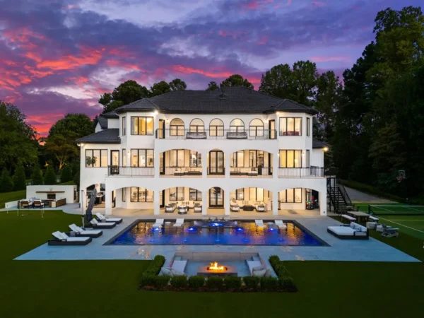 Coastal Opulence: Modern Mediterranean Estate in North Carolina Hits the Market for $7,400,000