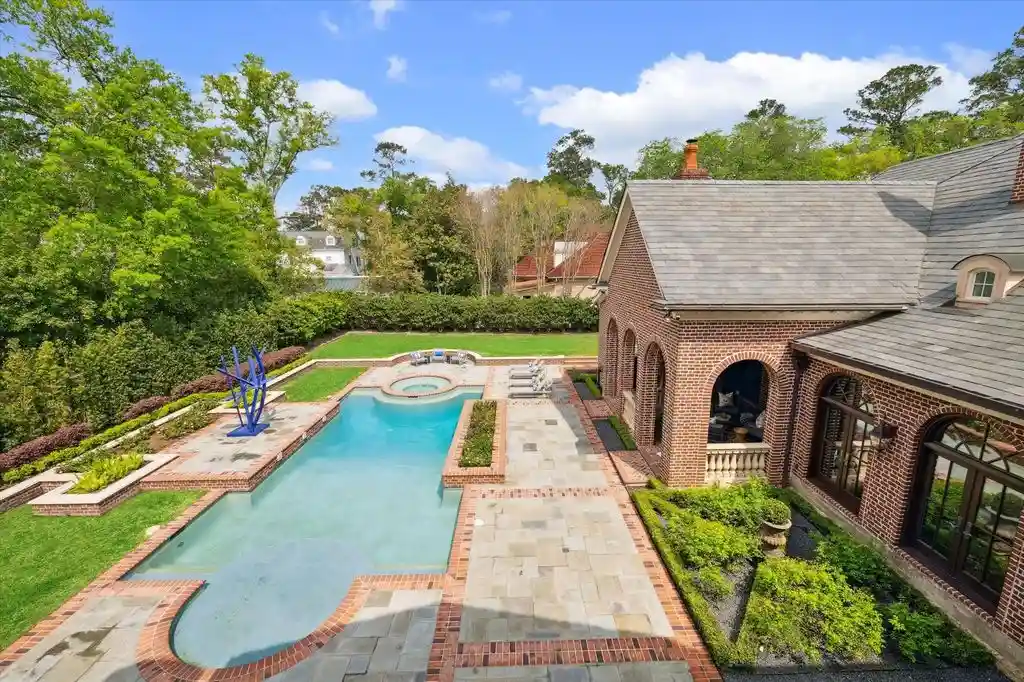 24 Farnham Park Dr Exquisite Texas Estate Epitomizing Luxury and Privacy Lists for 6 13