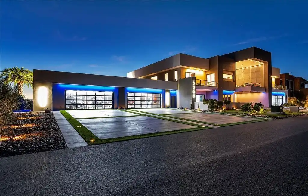 3266 S Spring Mountain Blvd – The Worlds Coolest Race Track House in Nevada Asks 6459500 11