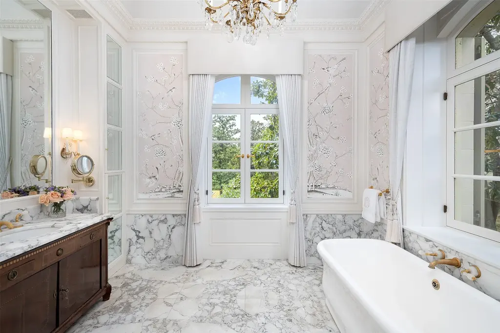 Discover the legendary Crespi Estate at 5619 Walnut Hill Ln, an ultra-luxury Dallas home for sale in Preston Hollow.
