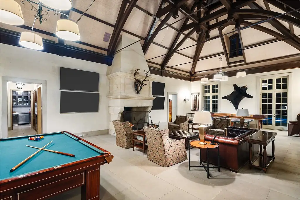 Discover the legendary Crespi Estate at 5619 Walnut Hill Ln, an ultra-luxury Dallas home for sale in Preston Hollow.