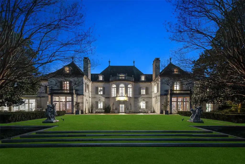 Discover the legendary Crespi Estate at 5619 Walnut Hill Ln, an ultra-luxury Dallas home for sale in Preston Hollow.