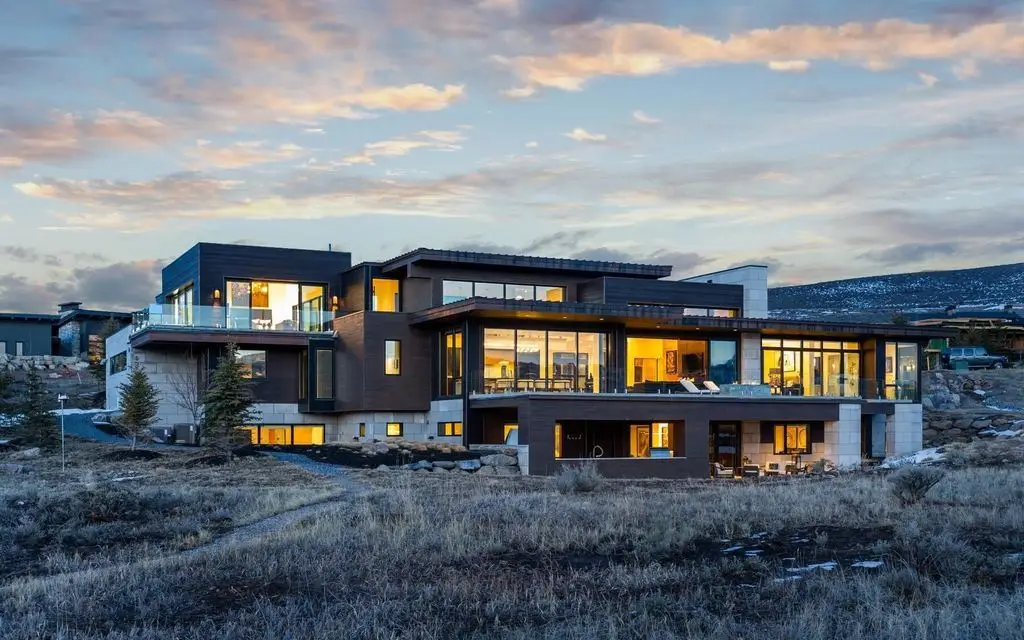 Architectural Gem at 5794 Dakota Trl Offers Panoramic Views and Modern Luxury for 8.9 Million 2