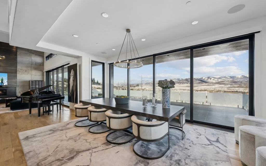 Architectural Gem at 5794 Dakota Trl Offers Panoramic Views and Modern Luxury for 8.9 Million 7