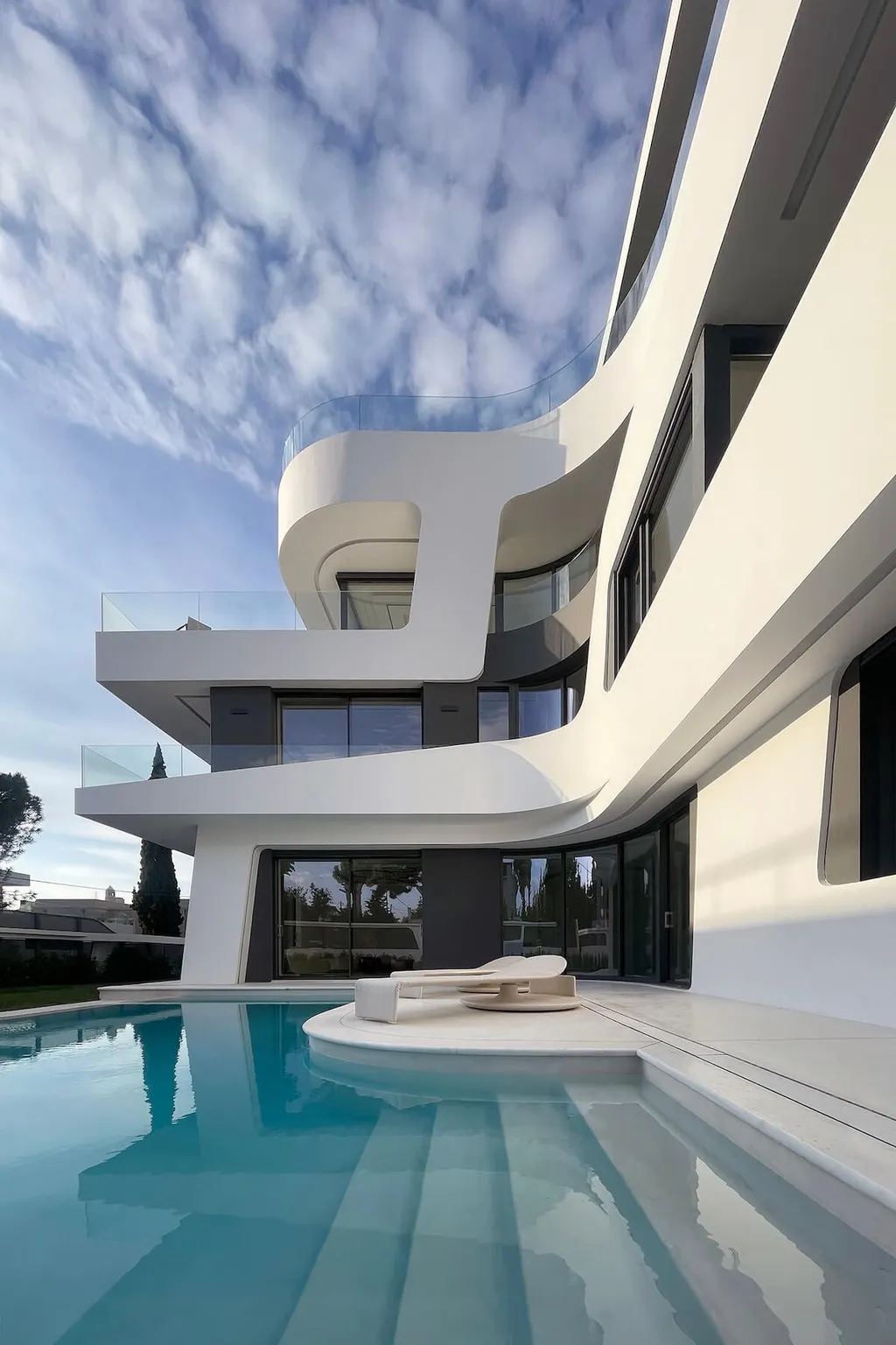 House Symbiosis by Direction Architects Balances Privacy and Togetherness in Athens
