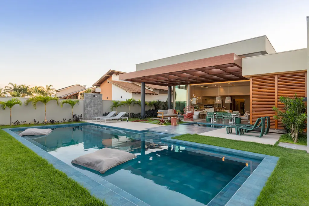 Pendulum House by Truvian Arquitetura, A Fusion of Functionality, Elegance, and Nature 