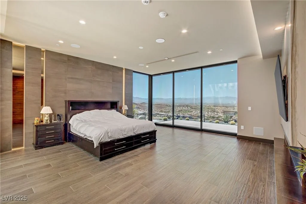 1550 Dragon Crest Ave Offers Elevated Desert Luxury and Strip Views for 17 Million 9