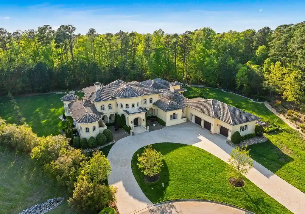 16 Portofino Pl A Masterpiece of Italian Design and Quality Build in North Carolina for 6.4 Million 14