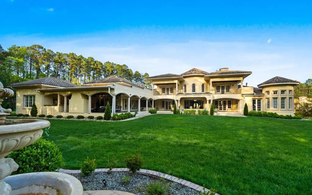 16 Portofino Pl A Masterpiece of Italian Design and Quality Build in North Carolina for 6.4 Million 17