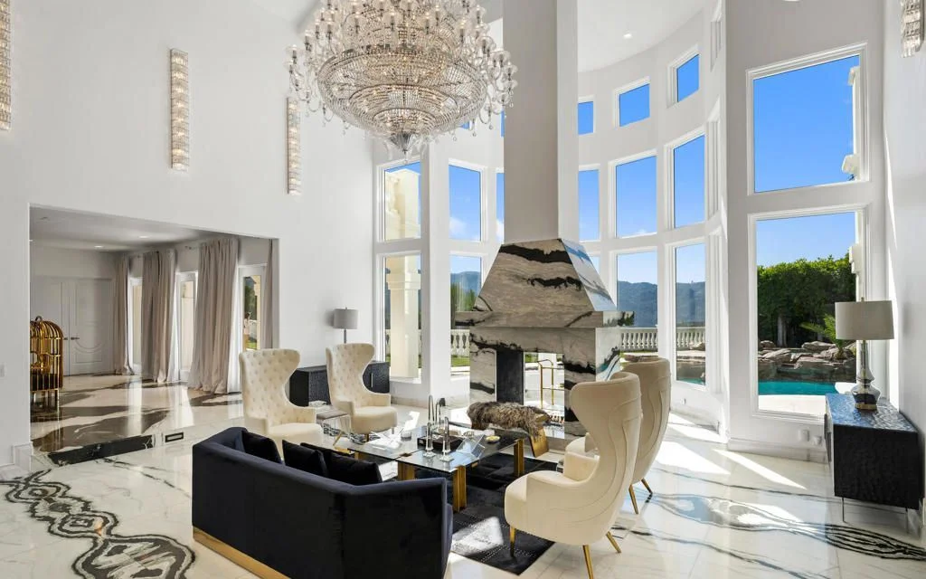 25665 Mulholland Hwy A Stunning Mediterranean Modern Retreat Hits the Market for 12 6