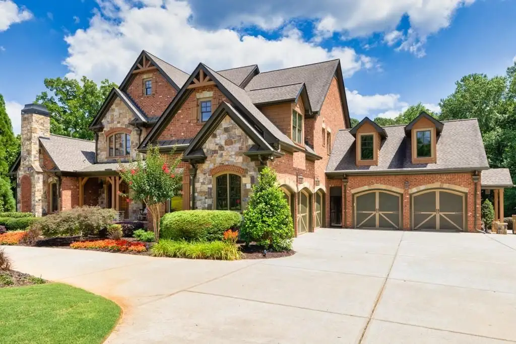 2740 Drayton Hall Dr Presents a Stunning 2 Million Estate in Bufords Gated Luxury 2