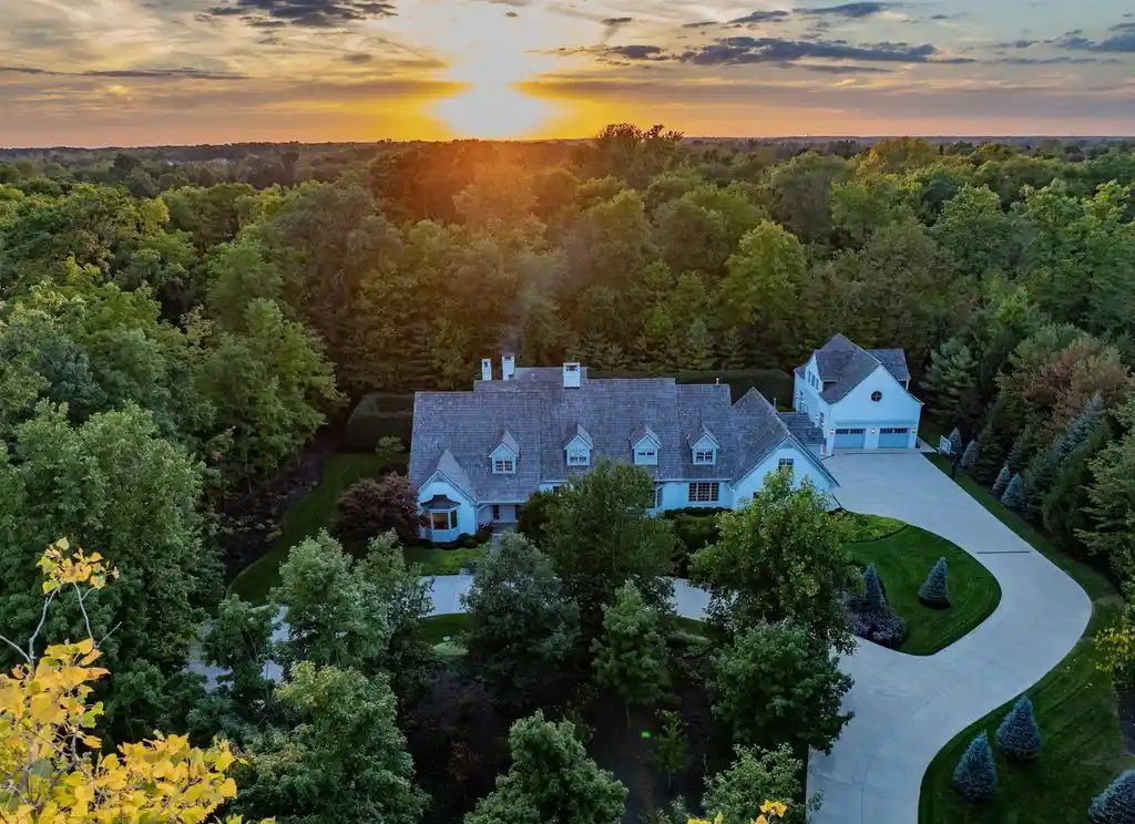 2910 Covington Lake Dr Unveils a Stunning European Countryside Oasis with Modern Sophistication for 3299900 12
