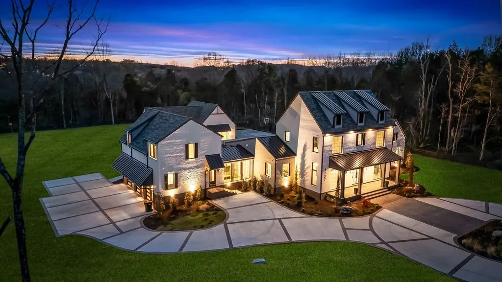 3737 N Chapel Rd Delivers Unmatched Privacy and Modern Comfort on a Prime Double Lot for 6749990 5