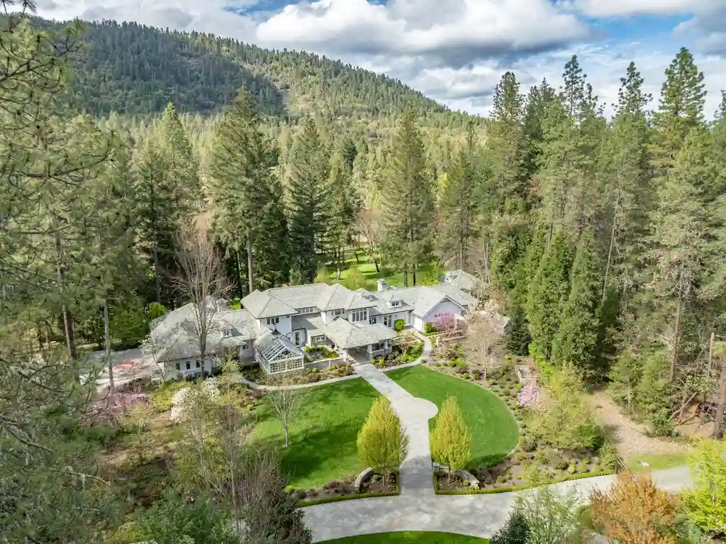 503 Quail Ln Enchanting 8.495M English Country Estate with Breathtaking Rogue River Views 4