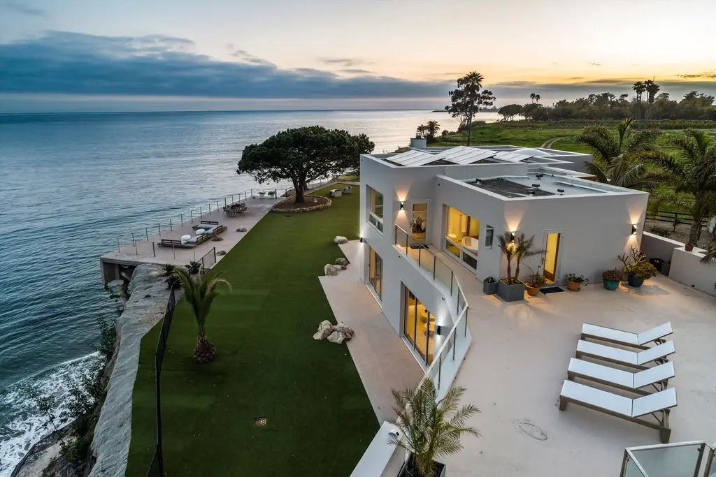 5293 Shoreline Dr Stunning 12.5M Oceanfront Estate With 11± Acres and Private Beach Access 3