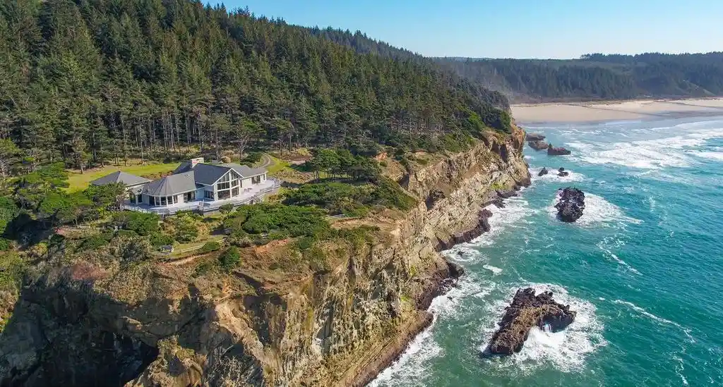 88515 Pacific Surf Ln Offers a Breathtaking 73 Acre Oceanfront Sanctuary for 8.9 Million 1