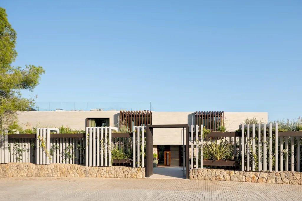 BDP-18011 House by Palomino Arquitectos, A Harmonious Blend of Balearic Nature and Modern Architecture​