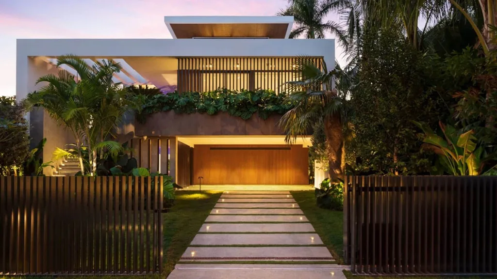Casa Rivo Alto by Praxis Architecture, A Tropical Elevated Home on Biscayne Bay