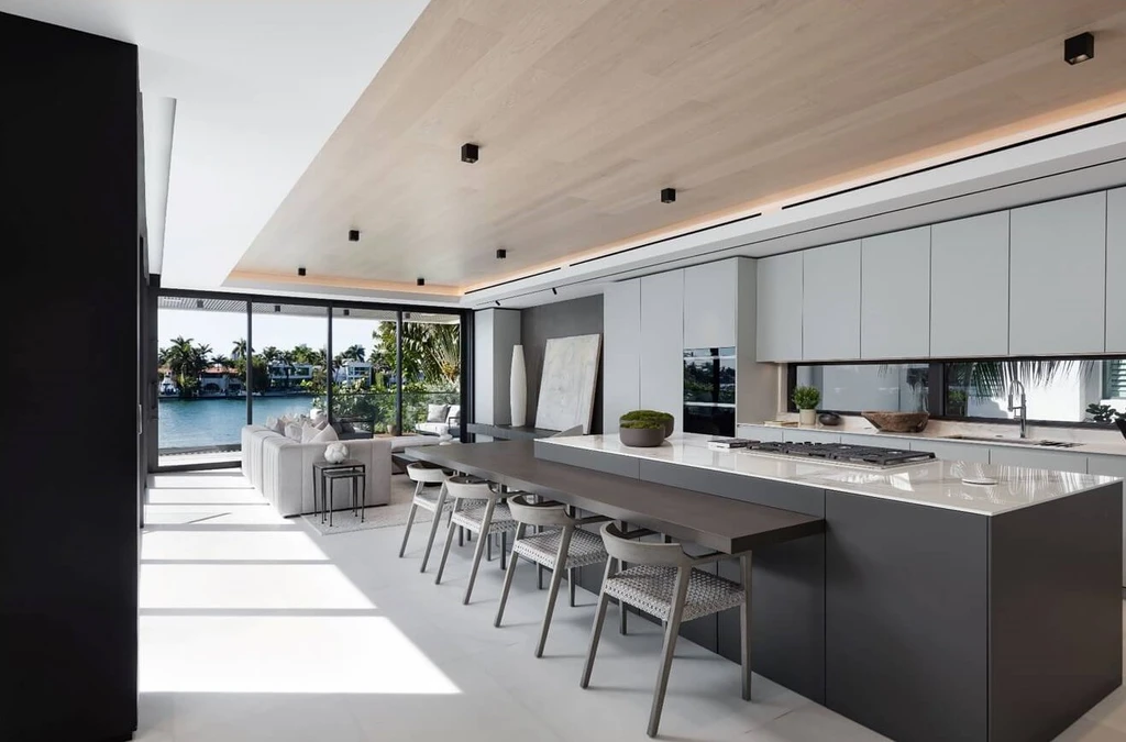 Casa Rivo Alto by Praxis Architecture, A Tropical Elevated Home on Biscayne Bay