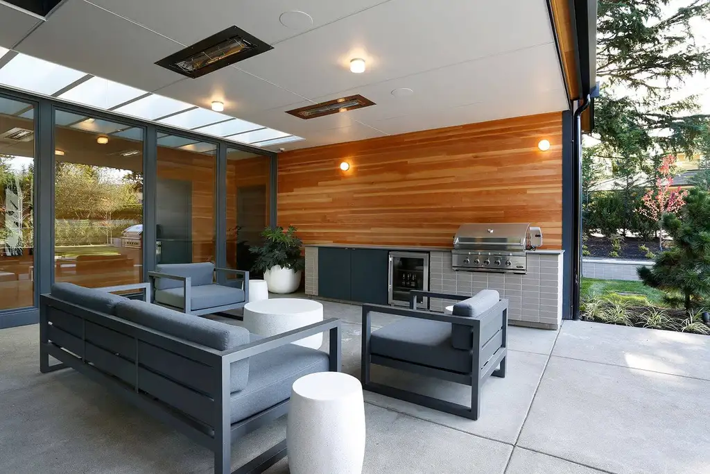 Eulberg Residence by Paul Michael Davis Architects A Modern Courtyard Sanctuary in Clyde Hill 3