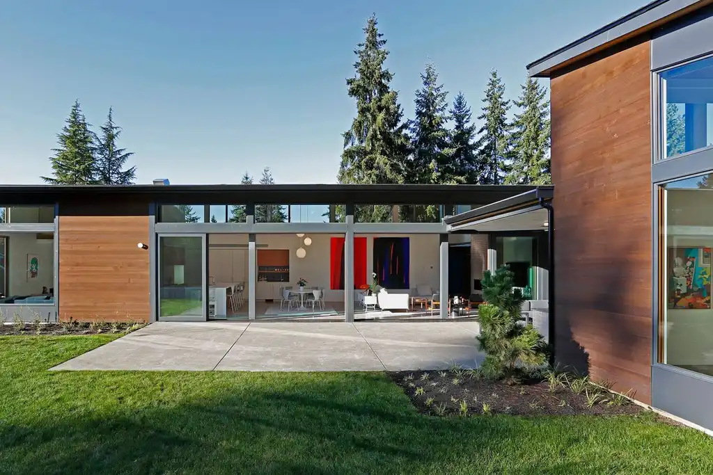 Eulberg Residence by Paul Michael Davis Architects, A Modern Courtyard Sanctuary in Clyde Hill