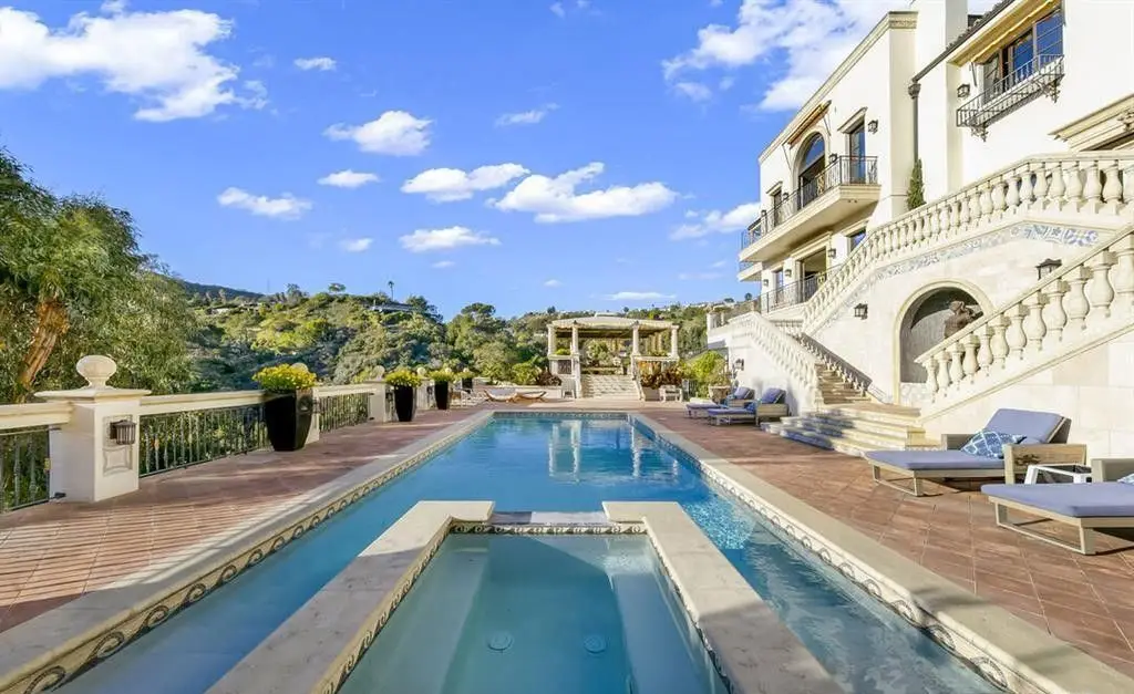 Exquisite 12.995M Villa at 2321 Castilian Dr Blends Timeless Design and Investment Power 10