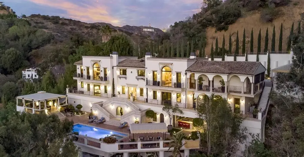 Exquisite 12.995M Villa at 2321 Castilian Dr Blends Timeless Design and Investment Power 12