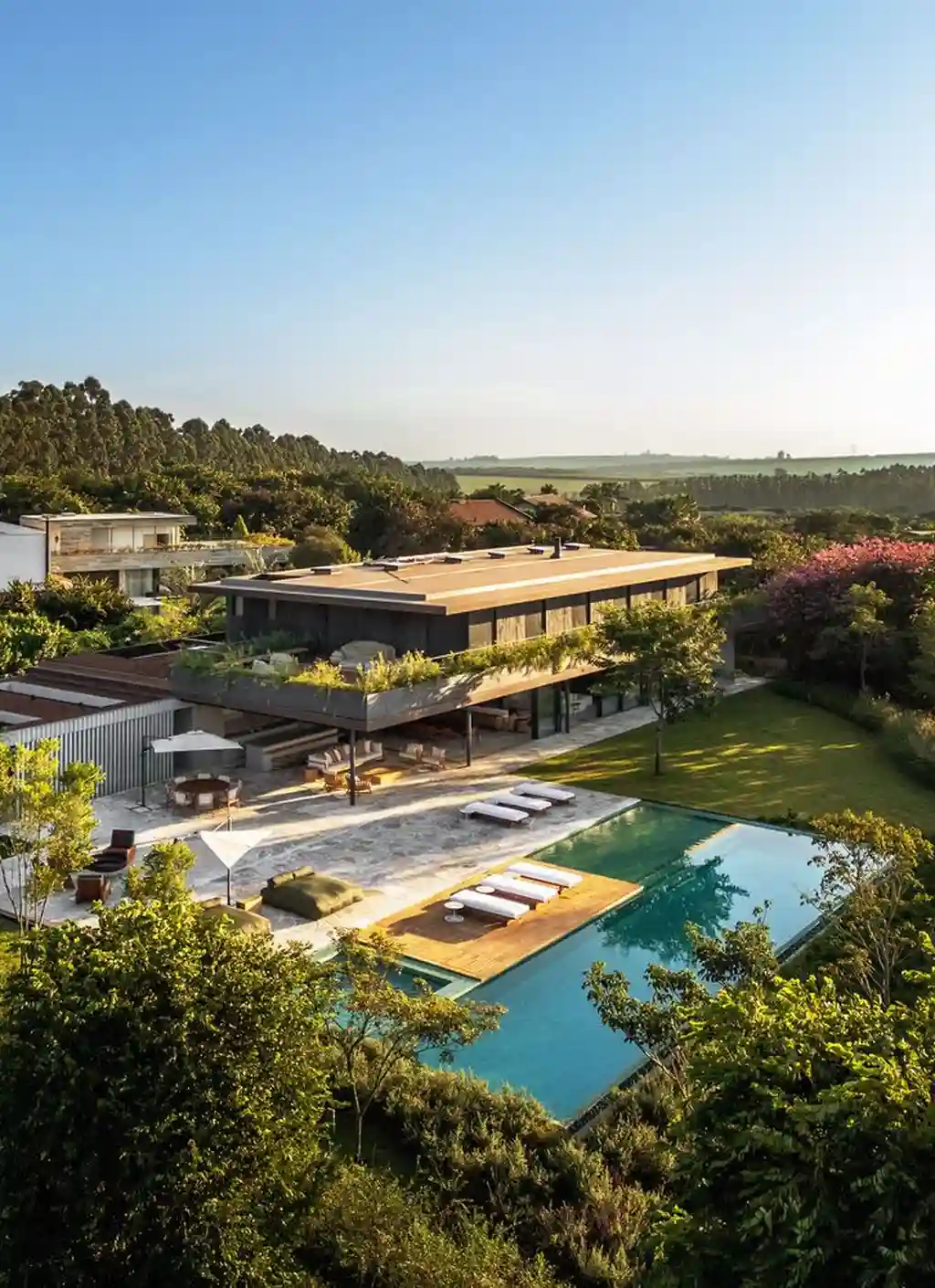 Floreira House by Matheus Farah + Manoel Maia, A Verdant Minimalist Haven in Porto Feliz