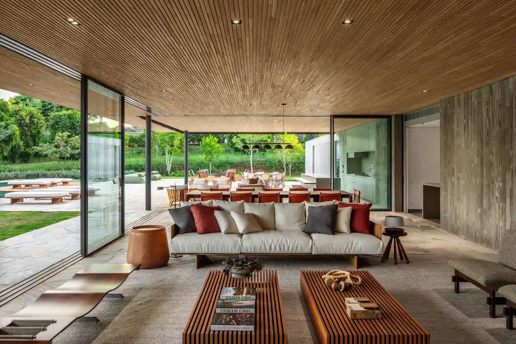 Floreira House by Matheus Farah + Manoel Maia, A Verdant Minimalist Haven in Porto Feliz