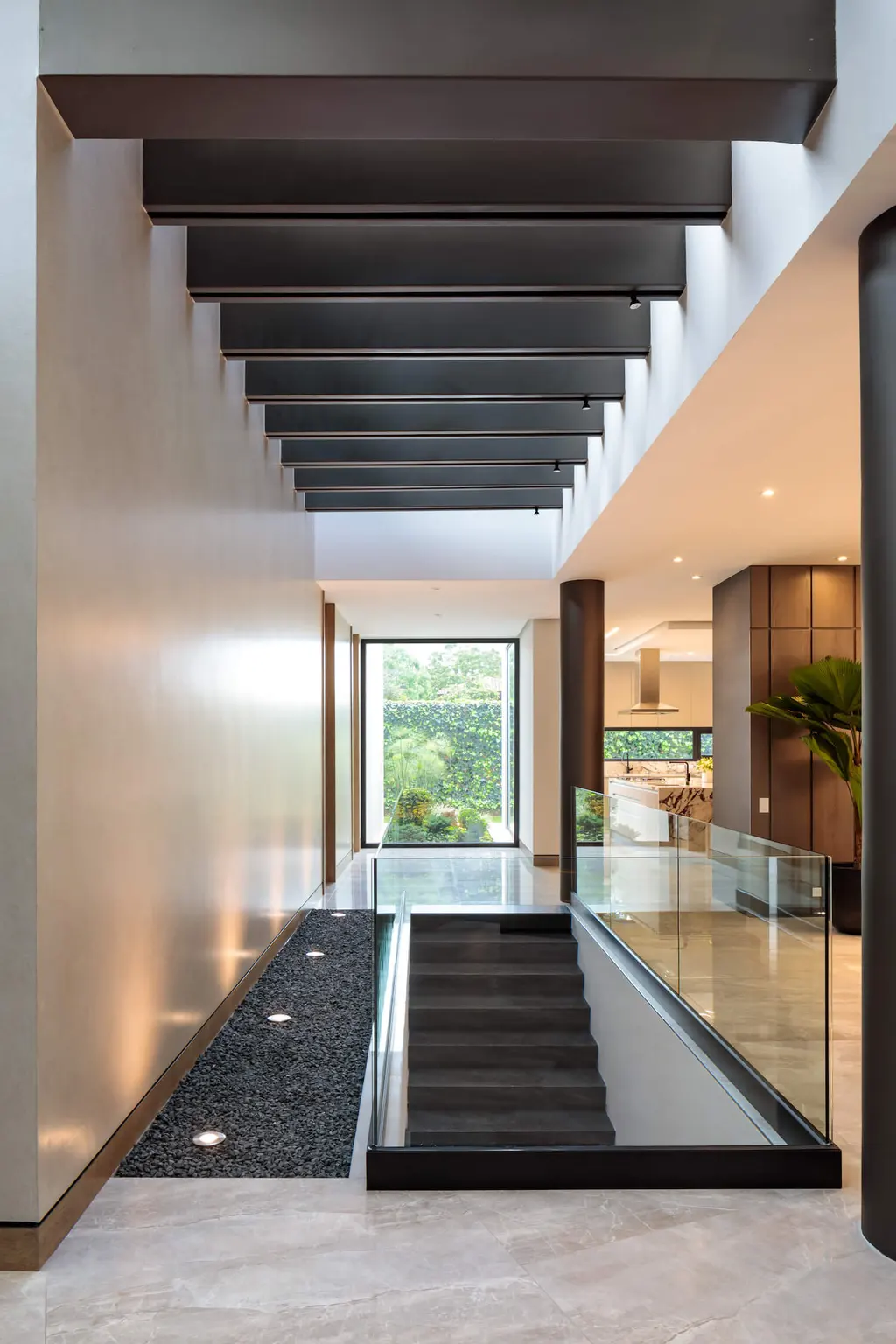 + House by Najas Arquitectos Blends Light, Geometry, and Nature in Cumbayá, Ecuado