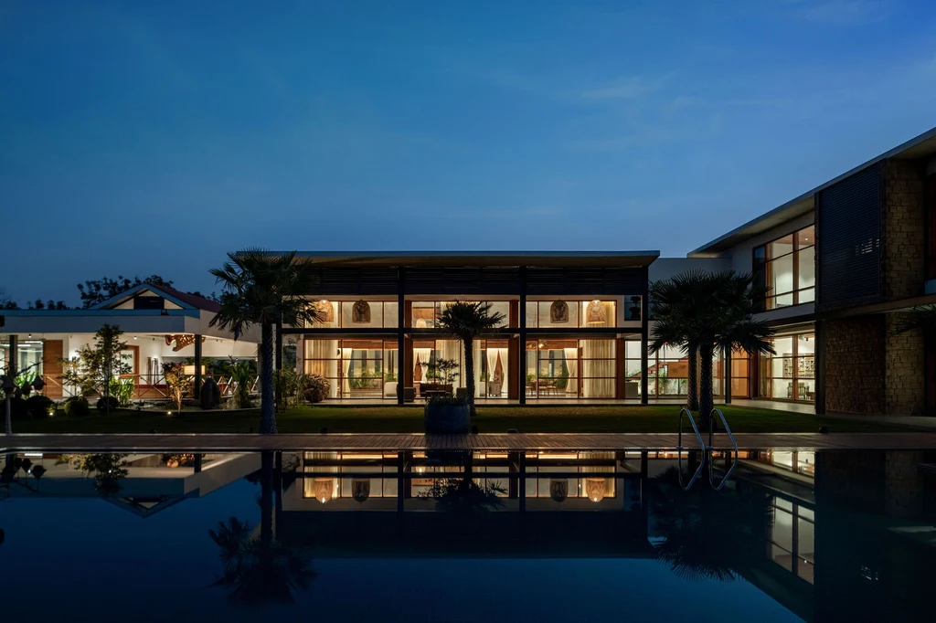 Nirmay Villa by The Grid Architects Reconnects Architecture with Nature in Ahmedabad 4