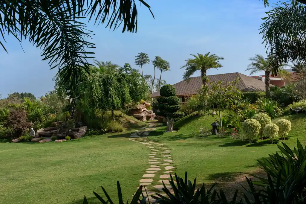 Nirmay Villa by The Grid Architects Reconnects Architecture with Nature in Ahmedabad